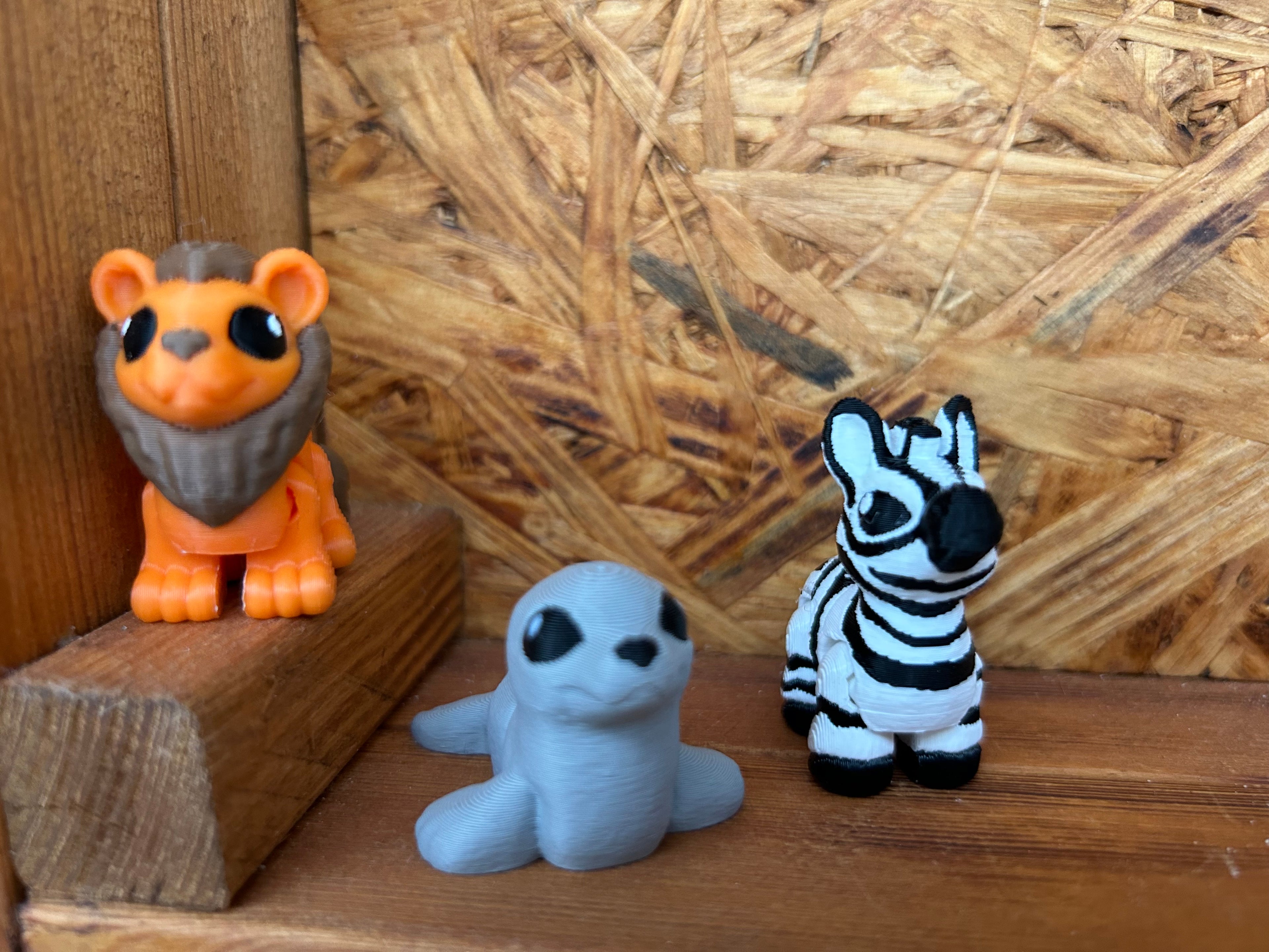 Søde bevæglige mini dyr